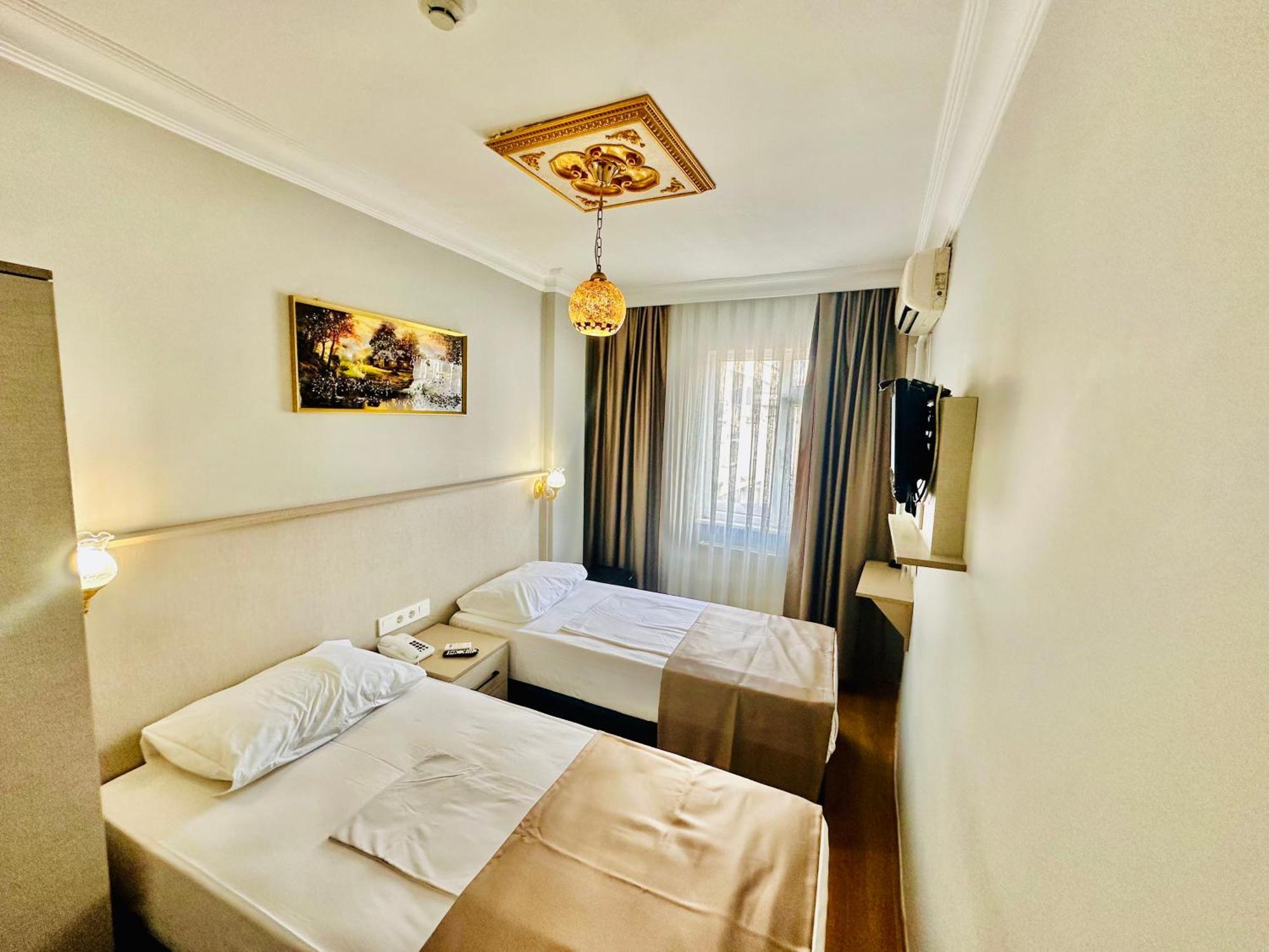 Crowned Exclusive 2* Istanbul