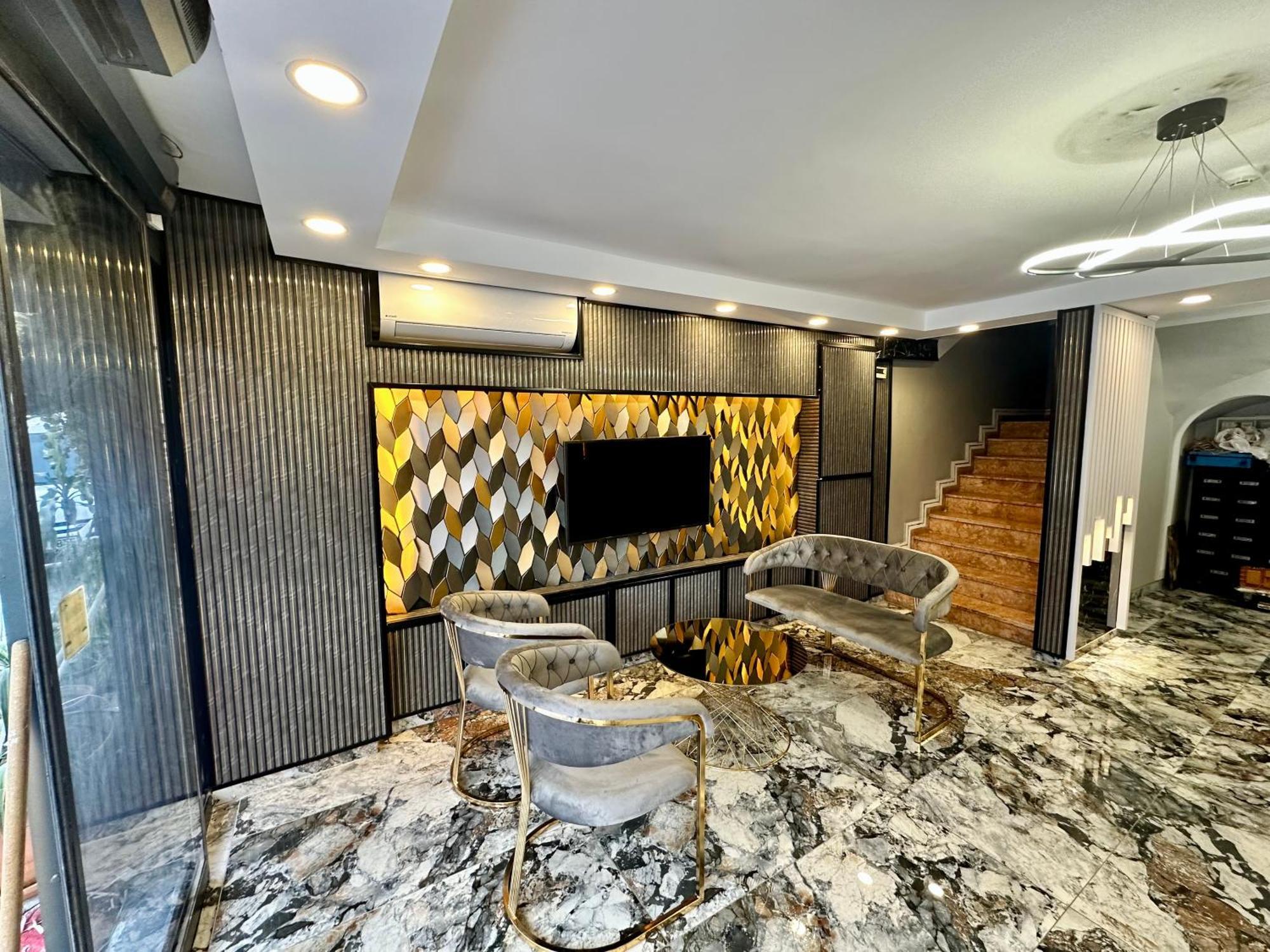 Crowned Exclusive 2* Istanbul