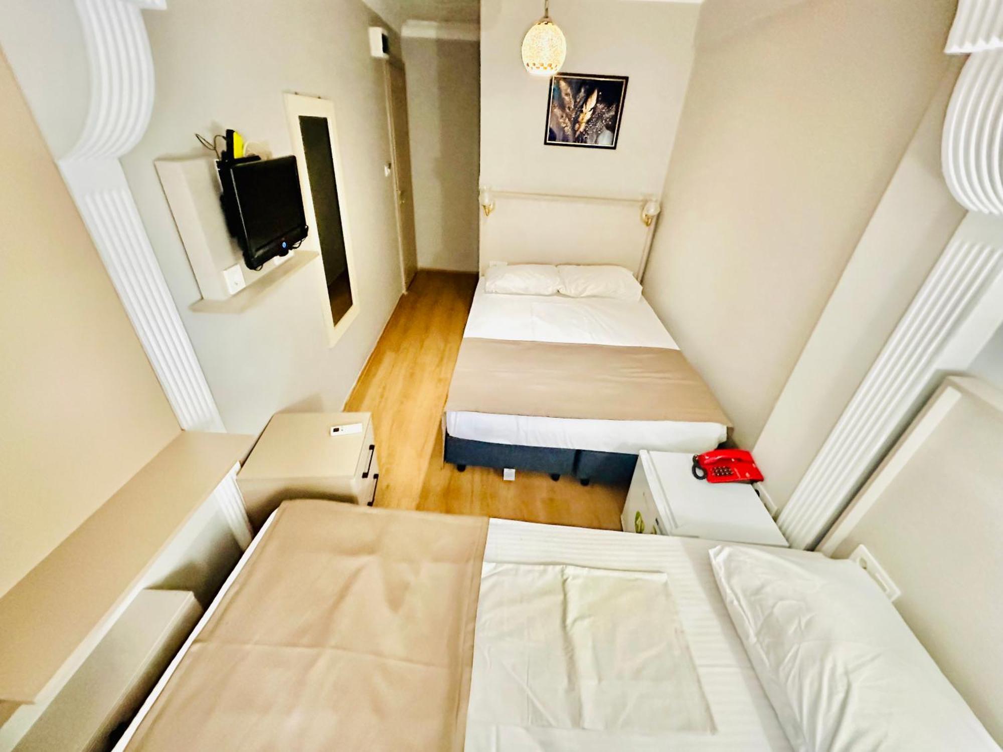 Crowned Exclusive 2* Istanbul
