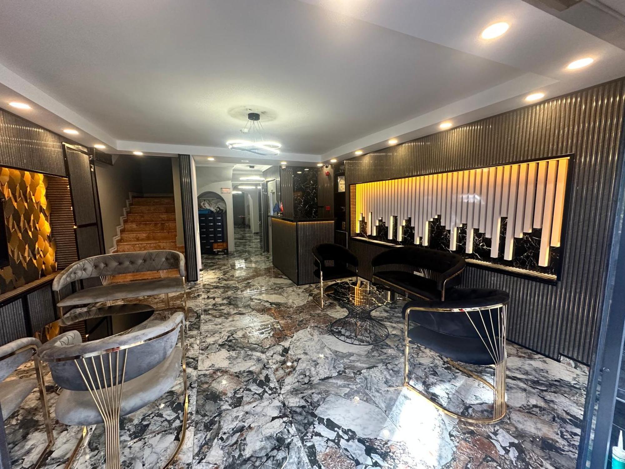 Crowned Exclusive Istanbul